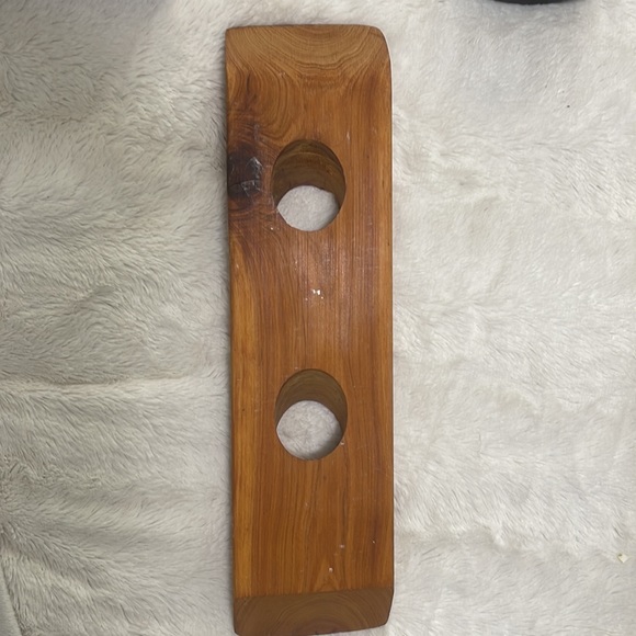 Amazing Balancing Wooden Wine Bottle Holder Double Hole 2 Bottle Capacity Daku - Picture 9 of 11